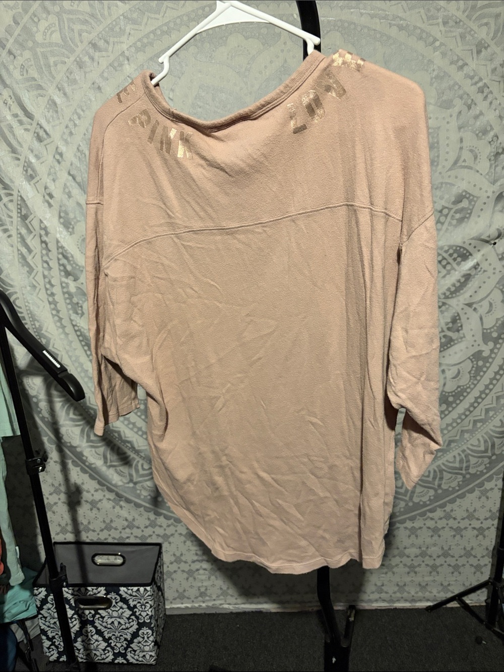 PINK Victoria's Secret Blush Pink Sequin Logo Top - Picture 2 of 7